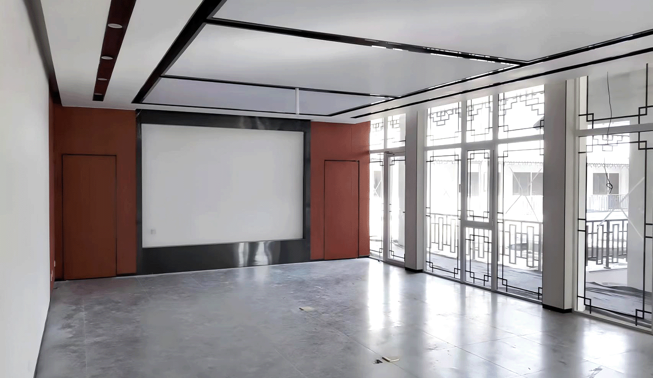 Box Cabin Imitation Courtyard Project