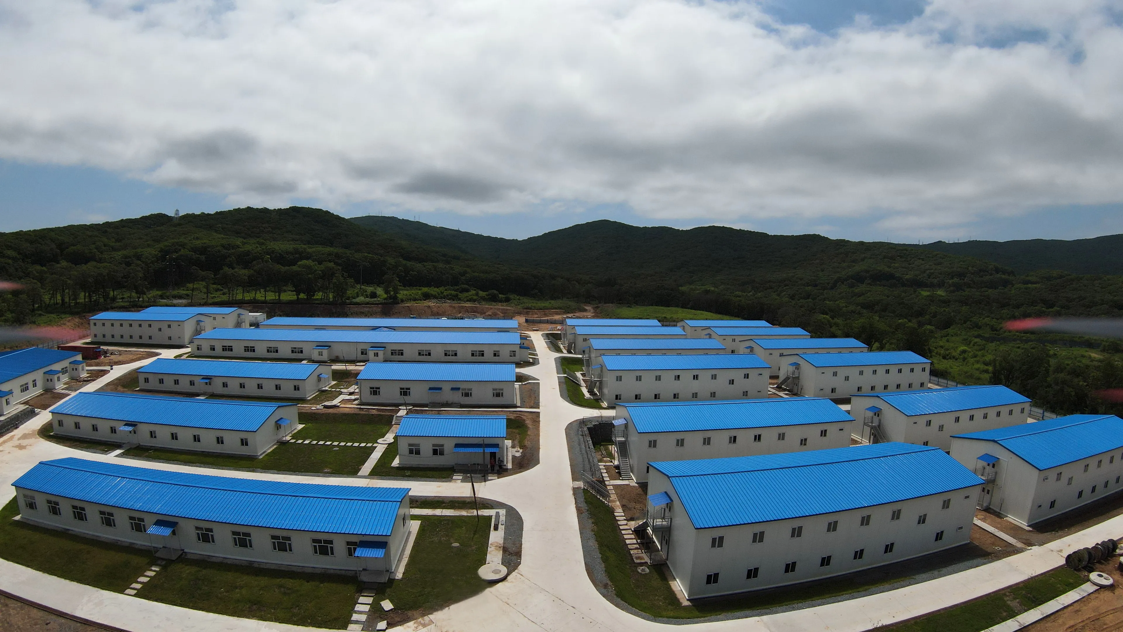 prefab temporary housing