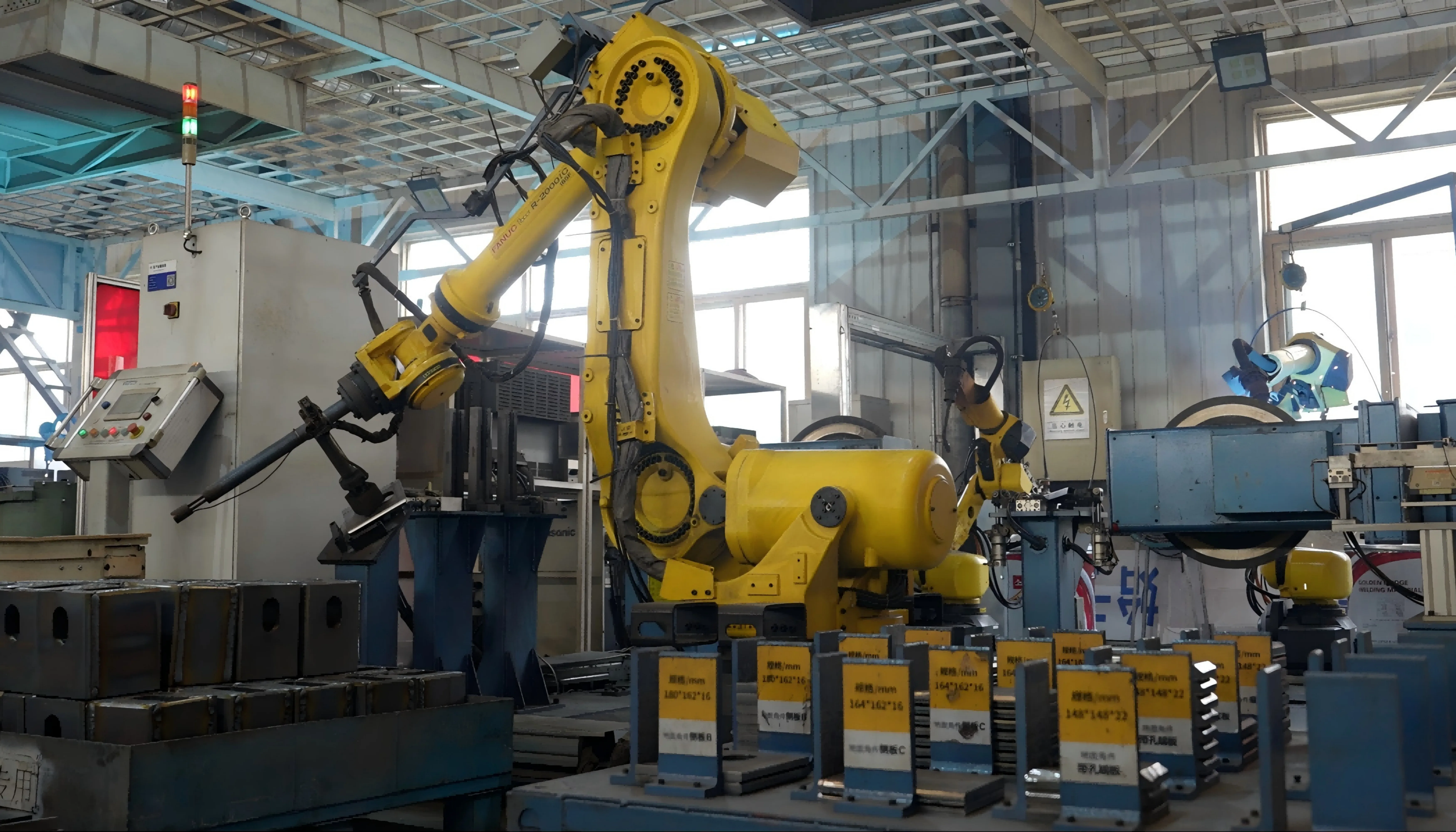 Automatic Corner Fitting Welding Station 